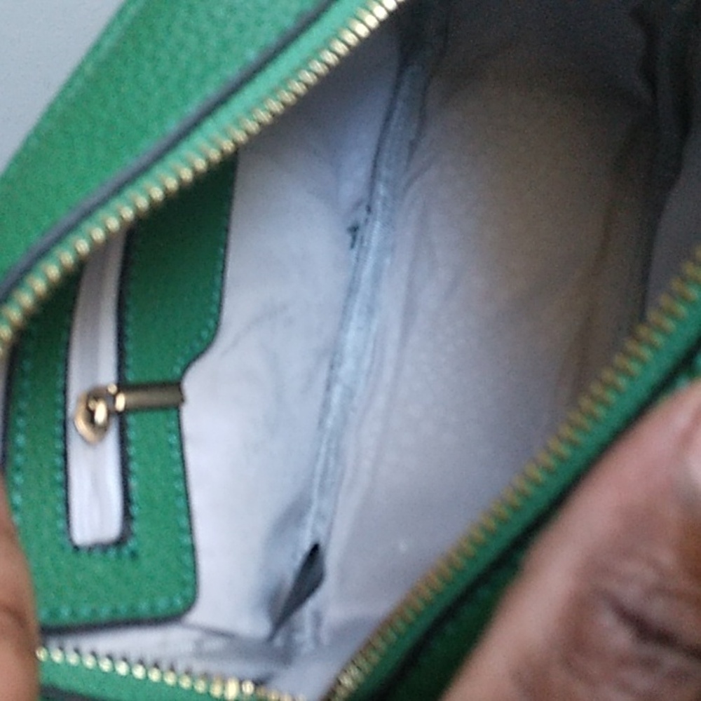 Purse - Picture 2 of 4